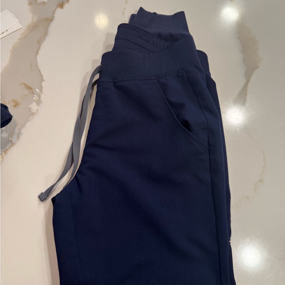 FIGS Zamora Joggers Navy- Small